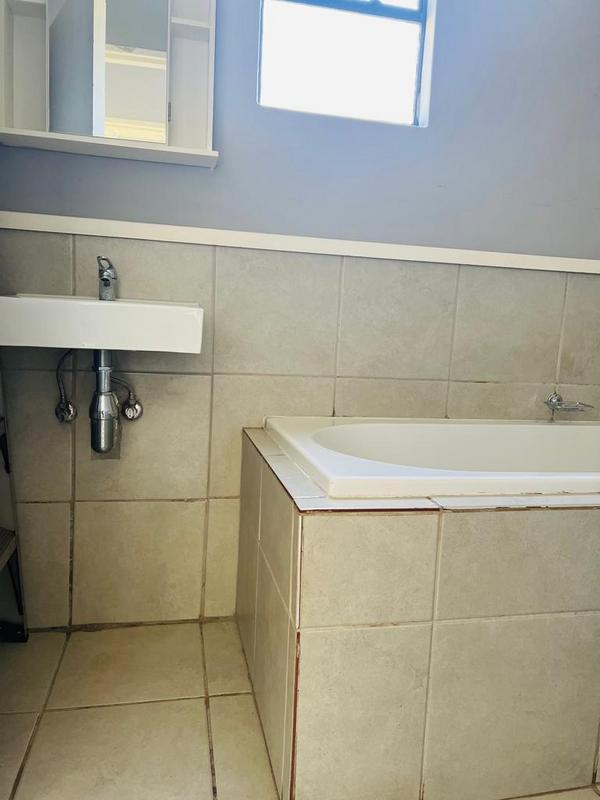 To Let 3 Bedroom Property for Rent in South Hills Gauteng