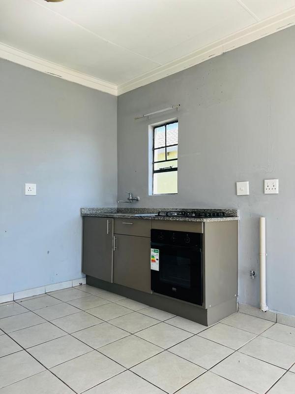 To Let 3 Bedroom Property for Rent in South Hills Gauteng
