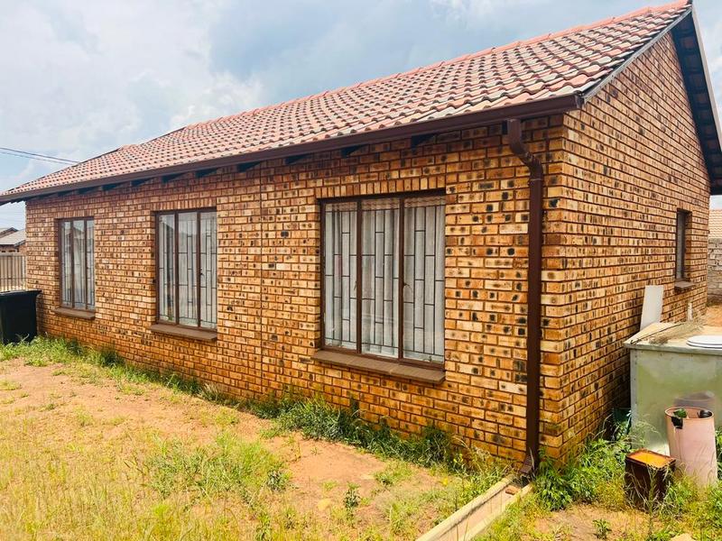 To Let 3 Bedroom Property for Rent in Protea Glen Gauteng