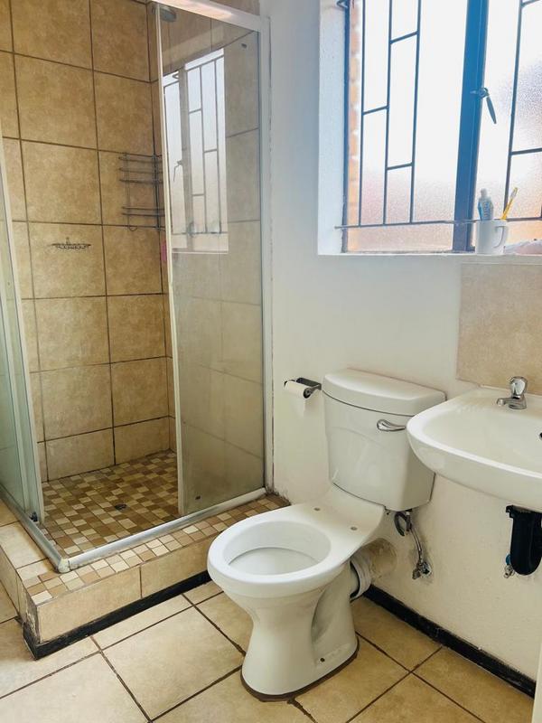 To Let 3 Bedroom Property for Rent in Protea Glen Gauteng