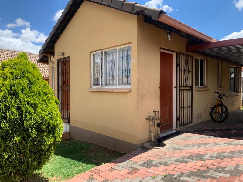 2 Bedroom Property for Sale in Naturena Gauteng