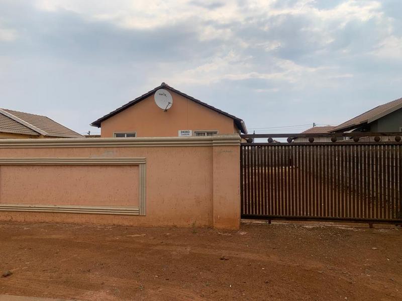 2 Bedroom Property for Sale in Protea Glen Gauteng
