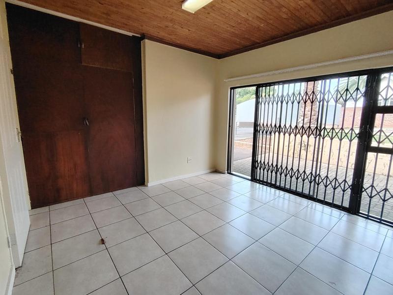 To Let 2 Bedroom Property for Rent in Eldoraigne Gauteng