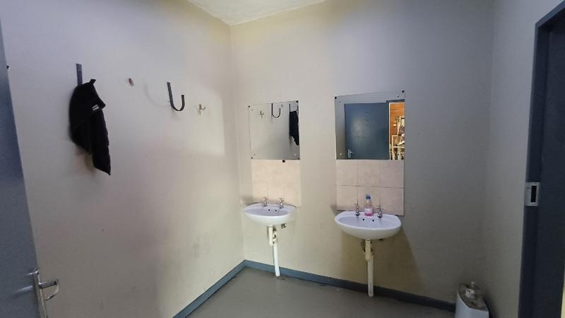 To Let commercial Property for Rent in Hennopspark Gauteng