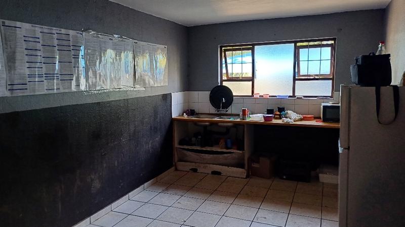 To Let commercial Property for Rent in Hennopspark Gauteng