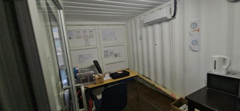 To Let commercial Property for Rent in Grand Central Gauteng