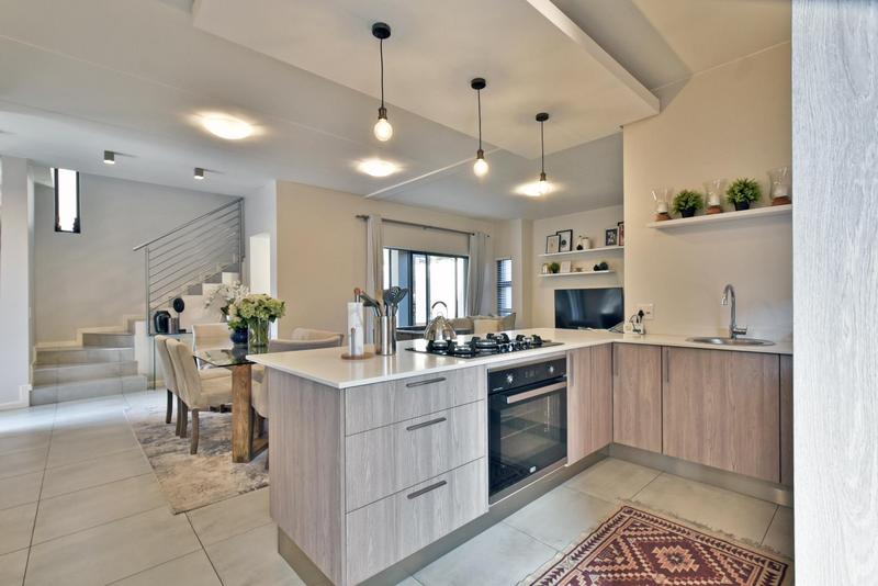 4 Bedroom Property for Sale in Ferndale Gauteng