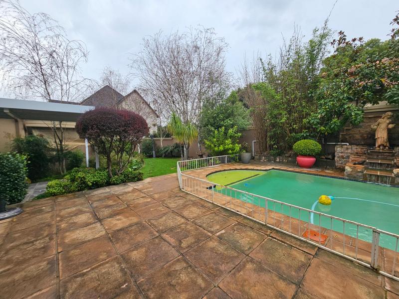 To Let 4 Bedroom Property for Rent in Ruimsig Gauteng