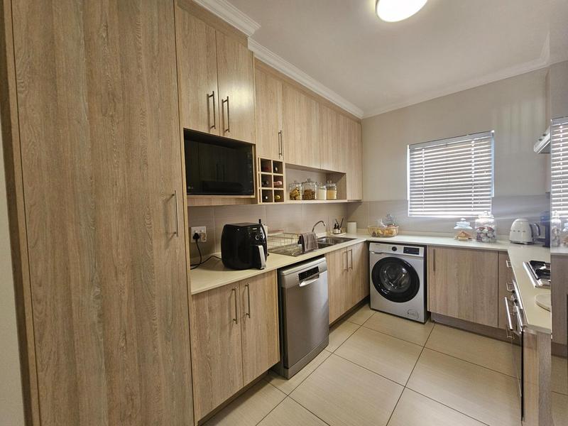 To Let 2 Bedroom Property for Rent in Wilgeheuwel Gauteng
