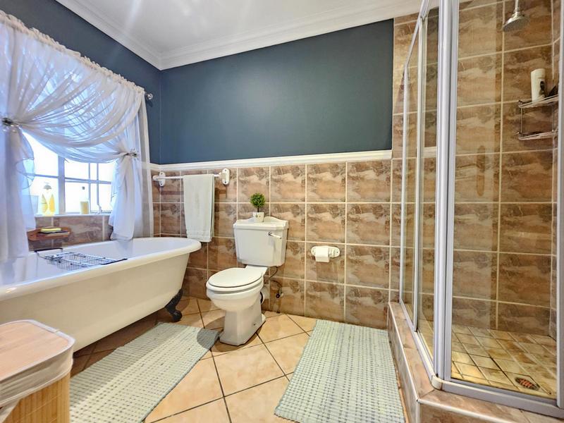 To Let 4 Bedroom Property for Rent in Zonnehoewe A H Gauteng