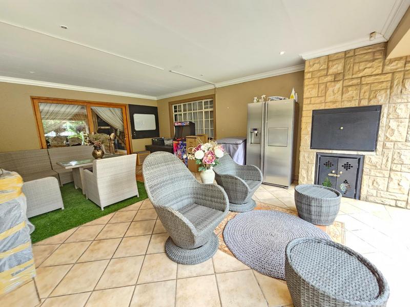 To Let 4 Bedroom Property for Rent in Zonnehoewe A H Gauteng