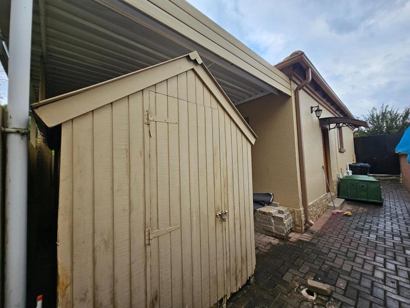 To Let 4 Bedroom Property for Rent in Zonnehoewe A H Gauteng