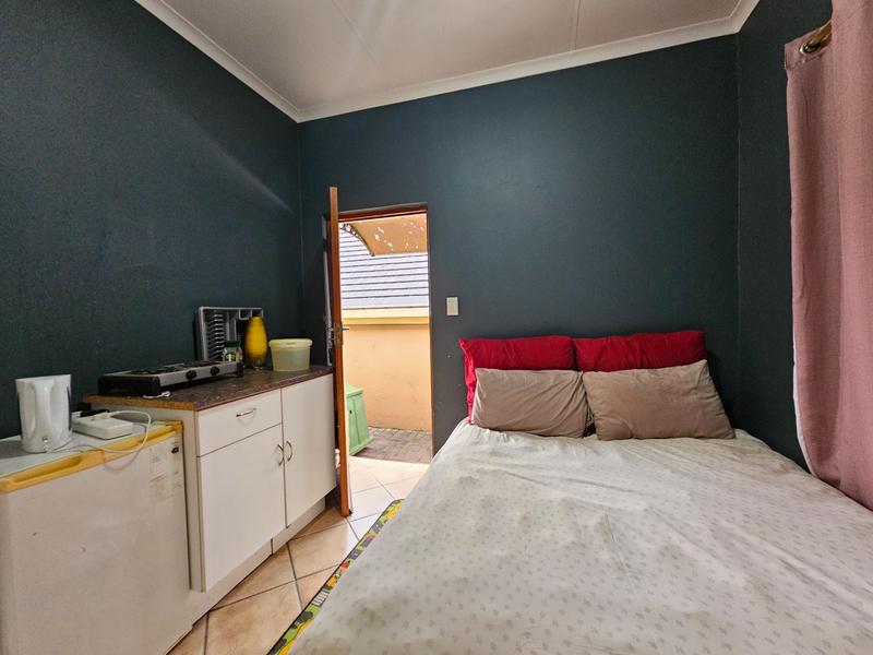 To Let 4 Bedroom Property for Rent in Zonnehoewe A H Gauteng