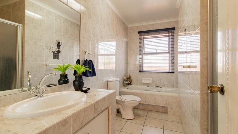 3 Bedroom Property for Sale in Bergbron Gauteng