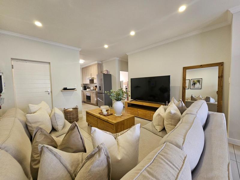 2 Bedroom Property for Sale in Wilgeheuwel Gauteng