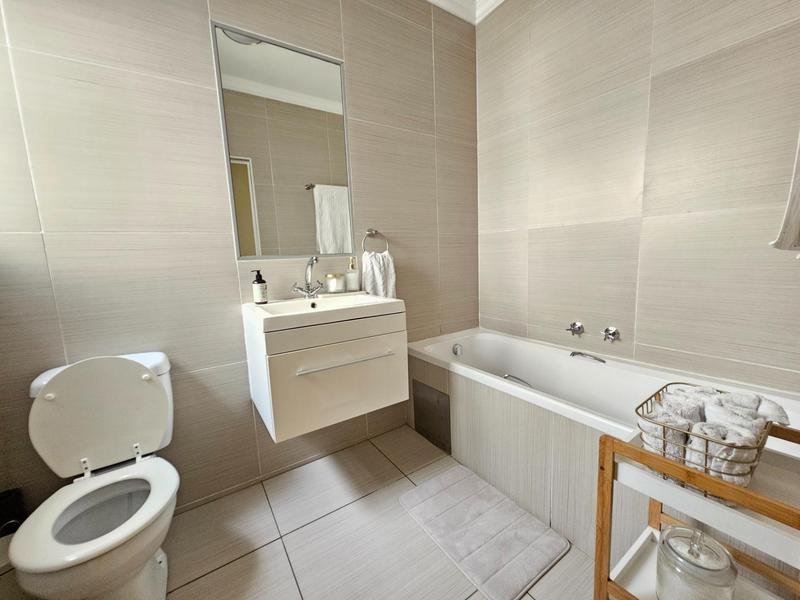 2 Bedroom Property for Sale in Wilgeheuwel Gauteng