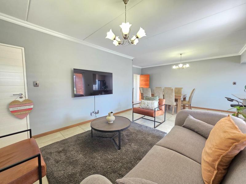 3 Bedroom Property for Sale in Honeydew Ridge Gauteng