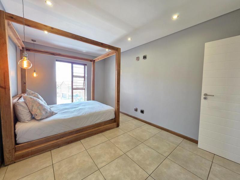 3 Bedroom Property for Sale in Honeydew Ridge Gauteng