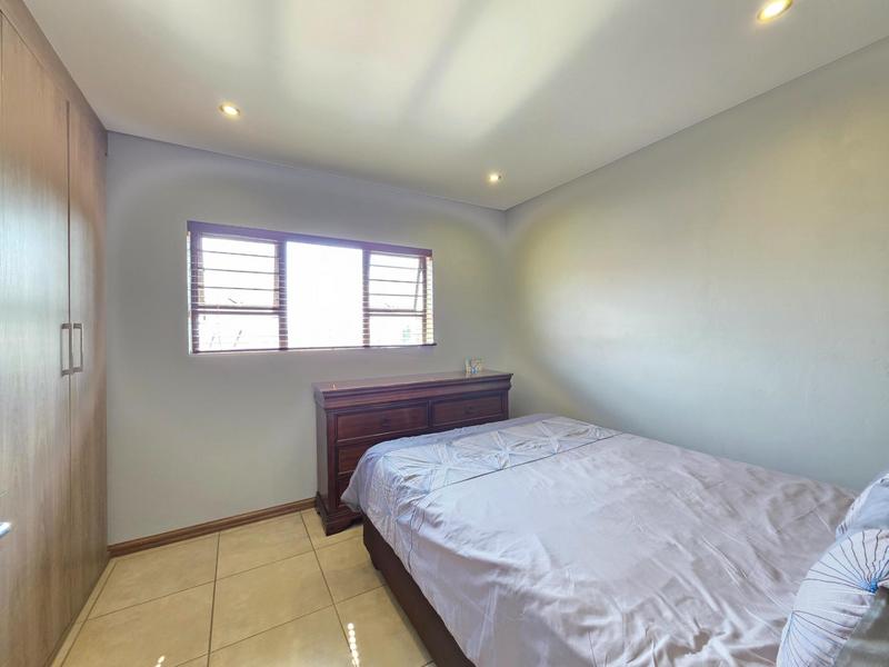 3 Bedroom Property for Sale in Honeydew Ridge Gauteng