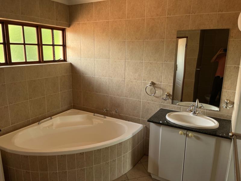To Let 3 Bedroom Property for Rent in Brooklyn Gauteng