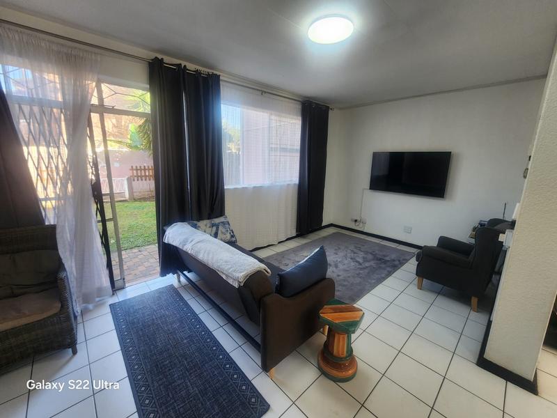 2 Bedroom Property for Sale in Brackenhurst Gauteng