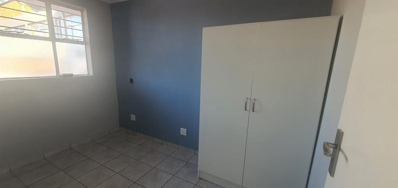 2 Bedroom Property for Sale in New Redruth Gauteng