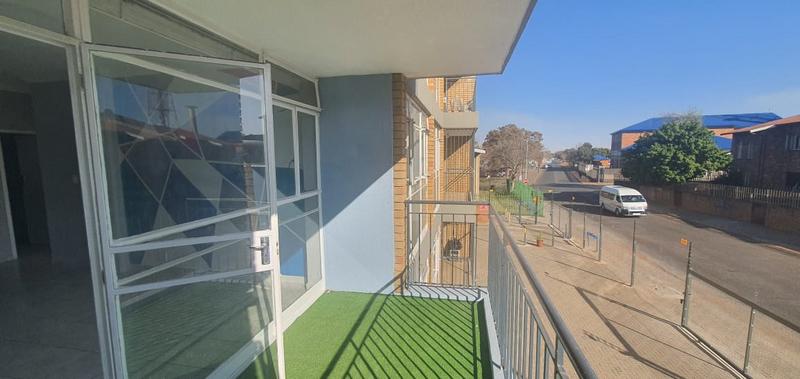 2 Bedroom Property for Sale in New Redruth Gauteng