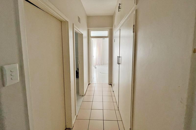 2 Bedroom Property for Sale in Illovo Gauteng