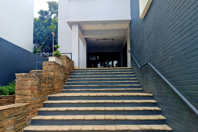 2 Bedroom Property for Sale in Illovo Gauteng