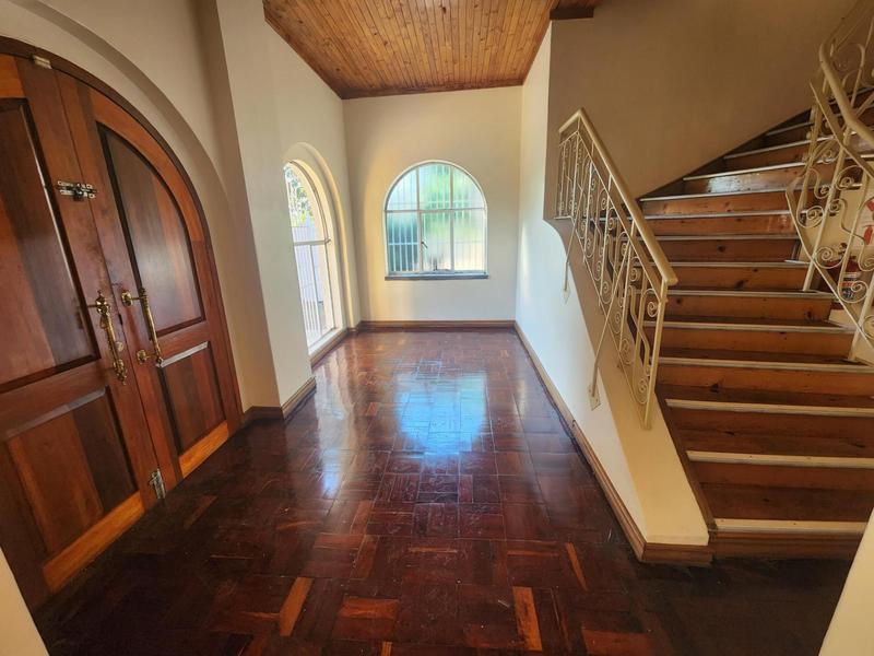 9 Bedroom Property for Sale in Muckleneuk Gauteng