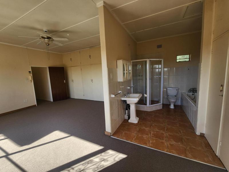 9 Bedroom Property for Sale in Muckleneuk Gauteng