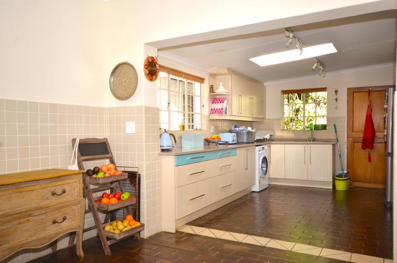 To Let 4 Bedroom Property for Rent in Morningside Gauteng