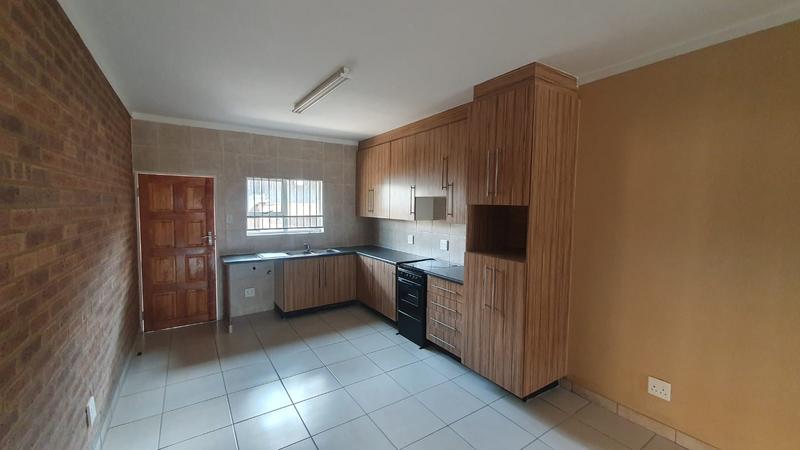 To Let 3 Bedroom Property for Rent in Erasmia Gauteng