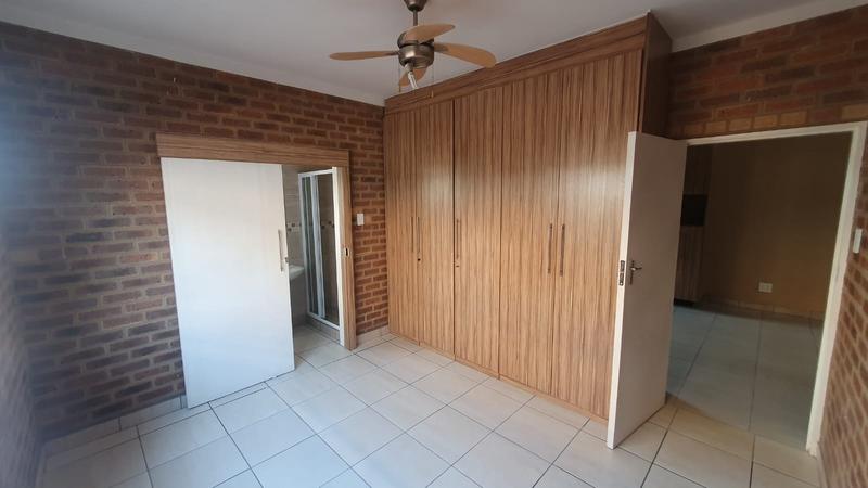 To Let 3 Bedroom Property for Rent in Erasmia Gauteng