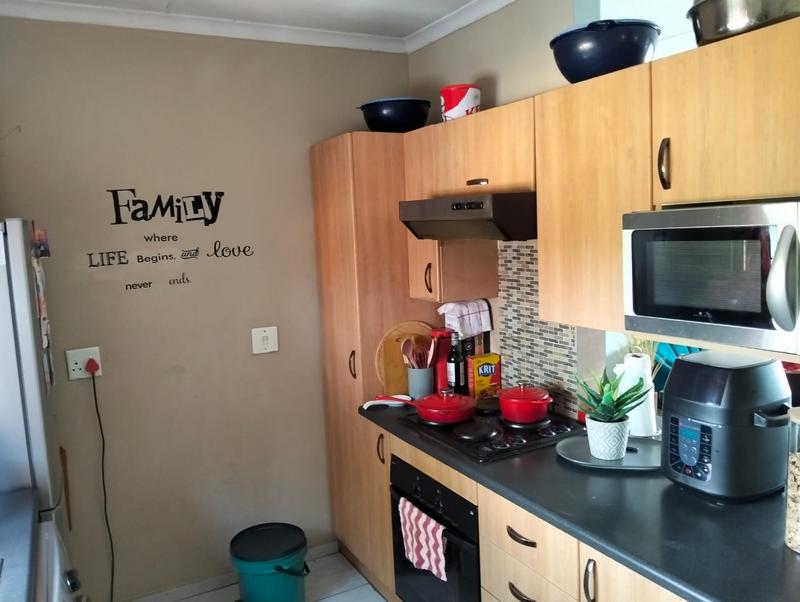 2 Bedroom Property for Sale in Birchleigh Gauteng