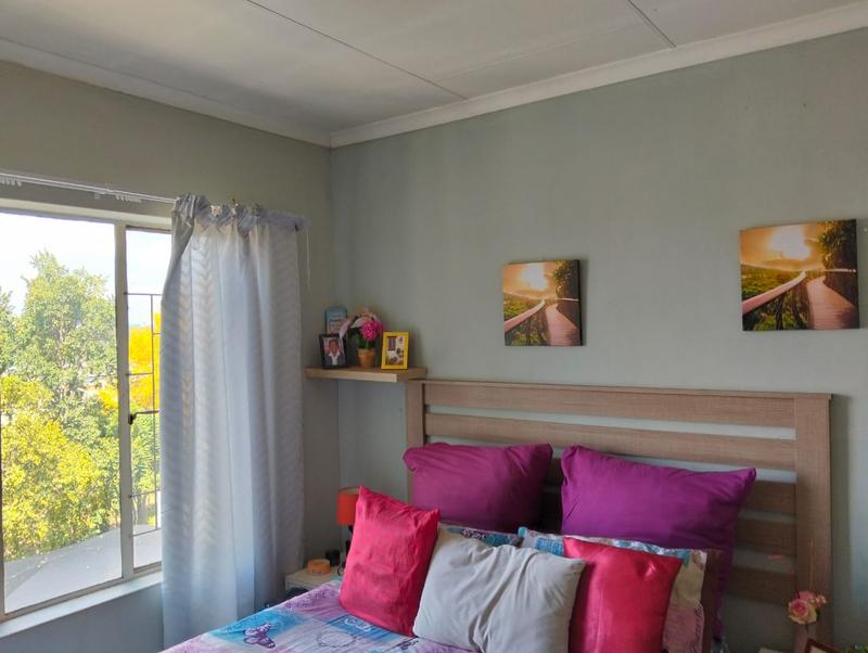 2 Bedroom Property for Sale in Birchleigh Gauteng