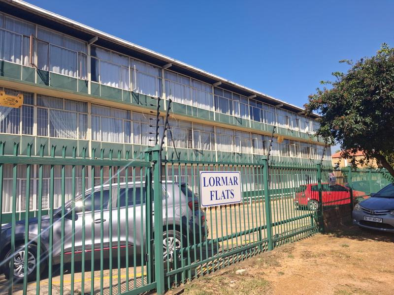 To Let 1 Bedroom Property for Rent in Queenswood Gauteng
