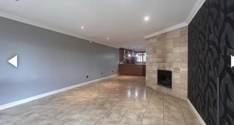 To Let 2 Bedroom Property for Rent in Bedfordview Gauteng