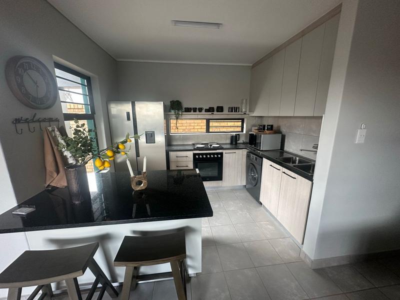 3 Bedroom Property for Sale in Amberfield Gauteng