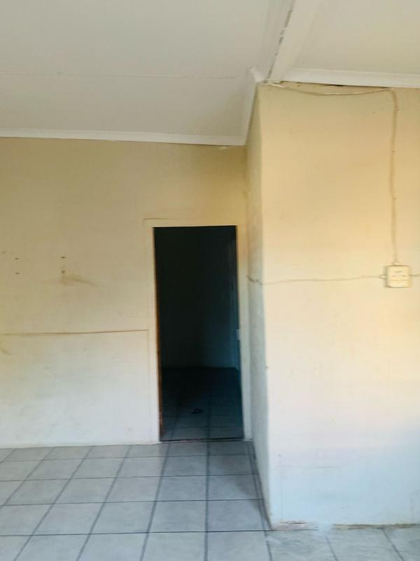 To Let 1 Bedroom Property for Rent in Primrose Gauteng