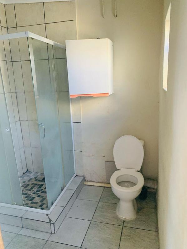 To Let 1 Bedroom Property for Rent in Primrose Gauteng