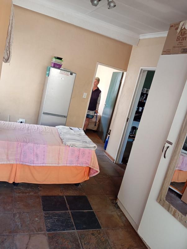 To Let 1 Bedroom Property for Rent in Primrose Hill Gauteng