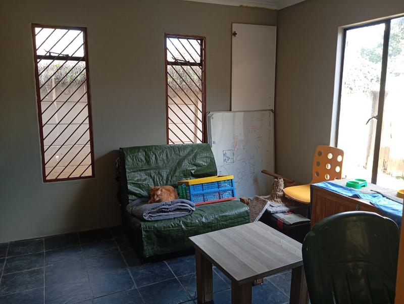 To Let 1 Bedroom Property for Rent in Primrose Hill Gauteng