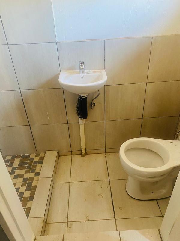 To Let 1 Bedroom Property for Rent in Kensington Gauteng