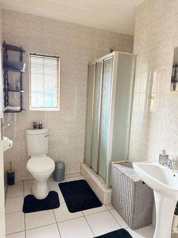 2 Bedroom Property for Sale in Eden Glen Gauteng