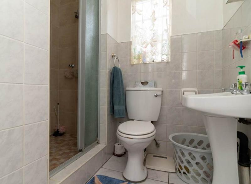 2 Bedroom Property for Sale in Eden Glen Gauteng