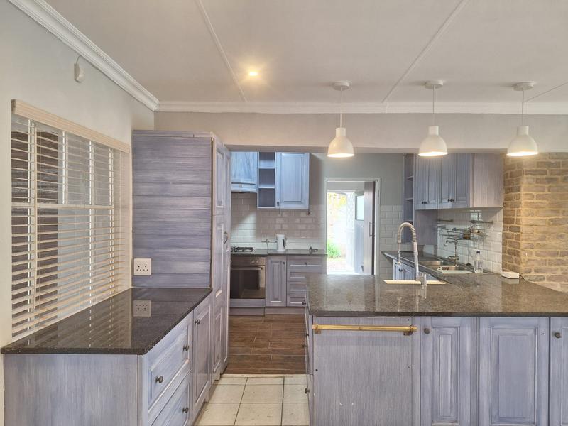 5 Bedroom Property for Sale in Brenthurst Gauteng