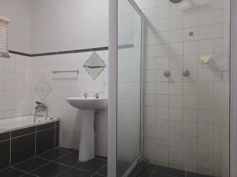5 Bedroom Property for Sale in Brenthurst Gauteng