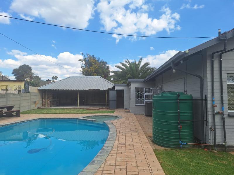 5 Bedroom Property for Sale in Brenthurst Gauteng