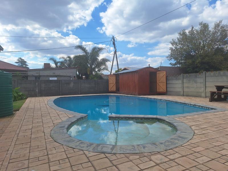 5 Bedroom Property for Sale in Brenthurst Gauteng